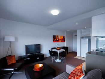 Grand Mercure Apartments Docklands - Darwin Holiday 69
