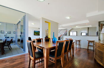 Pumicestone Blue - Darwin Holiday 29