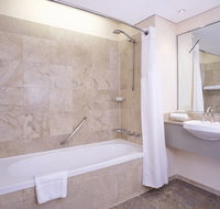 Holiday Inn Potts Point Sydney - Darwin Holiday