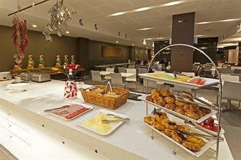 Causeway 353 Hotel - Darwin Holiday 0