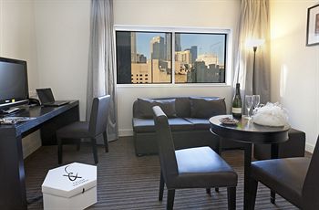 Causeway 353 Hotel - Darwin Holiday 3