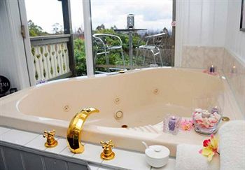 Annie Roe's Luxury Bed & Breakfast - Darwin Holiday 7