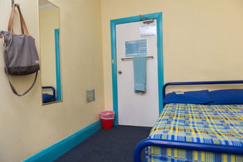 Jolly Swagman Backpackers - Darwin Holiday 30