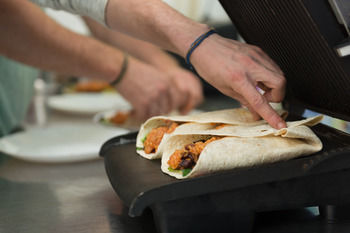 Jolly Swagman Backpackers - Darwin Holiday 40