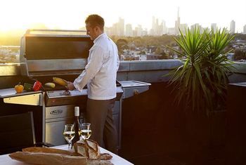 Art Series - The Cullen - Darwin Holiday 31