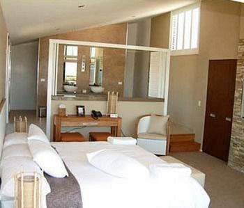 Caves Beachside Hotel - Darwin Holiday 17