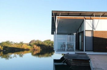 Caves Beachside Hotel - Darwin Holiday 25