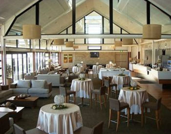 Caves Beachside Hotel - Darwin Holiday 32