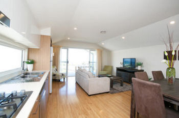 Caves Beachside Hotel - Darwin Holiday 35