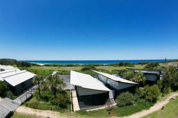 Caves Beachside Hotel - Darwin Holiday 54