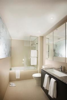 Art Series - The Olsen - Darwin Holiday 50