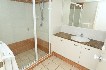 San Marino By The Sea Apartments - Darwin Holiday 18