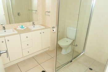 San Marino By The Sea Apartments - Darwin Holiday 77