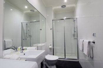 Buckingham International Serviced Apartments - Darwin Holiday 9