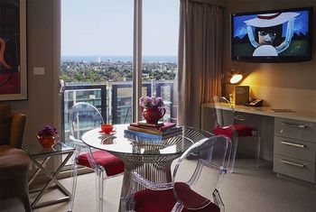 Art Series-The Blackman - Darwin Holiday 43