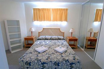 Excellsior - Darwin Holiday 12