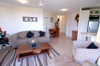 Excellsior - Darwin Holiday 19