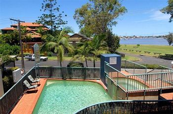 Excellsior - Darwin Holiday 25