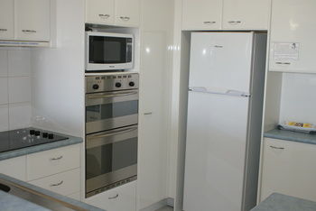 Beachside Resort - Kawana Waters - Darwin Holiday 10