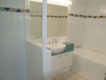 Beachside Resort - Kawana Waters - Darwin Holiday 17