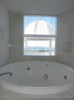 Beachside Resort - Kawana Waters - Darwin Holiday 32