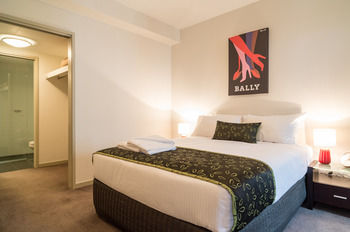 AKOM Docklands - Darwin Holiday 36