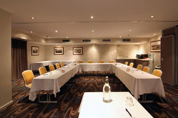 Quality Hotel Sands - Darwin Holiday 24