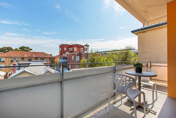 Apartment2c - Gramercy - Darwin Holiday 1