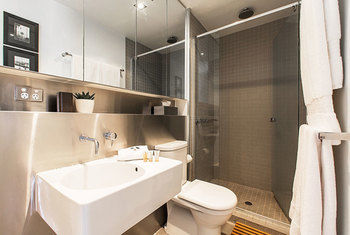 Apartment2c - Gramercy - Darwin Holiday 2