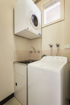 Carlton Clocktower Apartments - Darwin Holiday 2