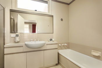 Carlton Clocktower Apartments - Darwin Holiday 3