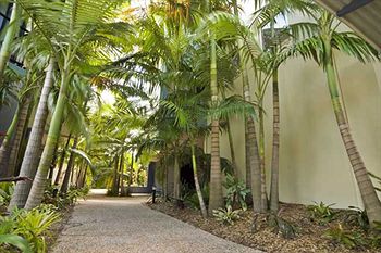 Twin Quays Noosa Resort - Darwin Holiday 0