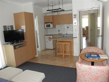 Twin Quays Noosa Resort - Darwin Holiday 14