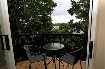 Twin Quays Noosa Resort - Darwin Holiday 21