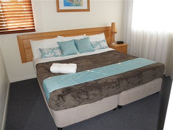 Twin Quays Noosa Resort - Darwin Holiday 30