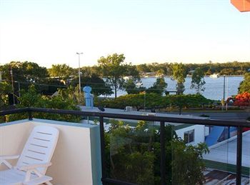 Twin Quays Noosa Resort - Darwin Holiday 32