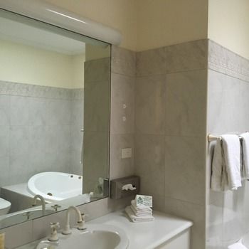 Eltham Gateway Hotel - Darwin Holiday 3