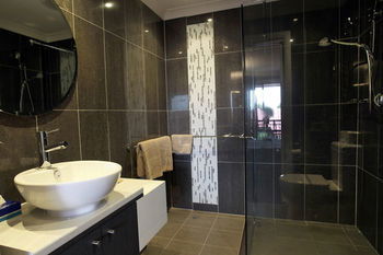 Cattleman's Country Motor Inn & Serviced Apartments - Darwin Holiday 7