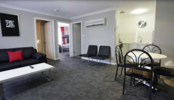 Cattleman's Country Motor Inn & Serviced Apartments - Darwin Holiday 20