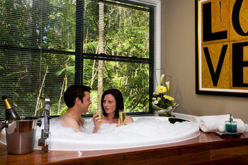 Amore On Buderim Luxury Rainforest Cabins - Darwin Holiday 18