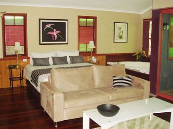 Amore On Buderim Luxury Rainforest Cabins - Darwin Holiday 4