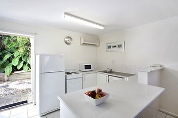 Beach Breakers Resort - Darwin Holiday 35