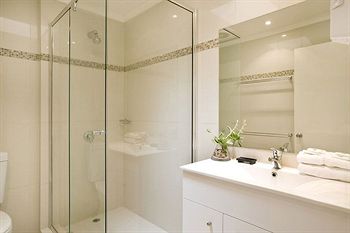 Beach Breakers Resort - Darwin Holiday 13