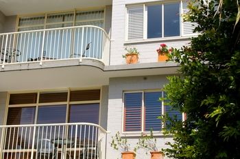 Surf Dance - Darwin Holiday 0