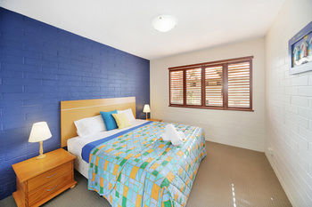 Surf Dance - Darwin Holiday 26