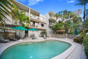 Surf Dance - Darwin Holiday 44