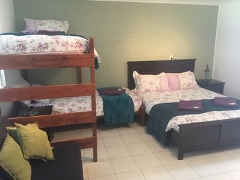 Sinclairs Country Retreat - Darwin Holiday 20