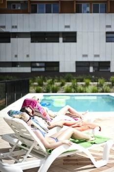 Western Sydney University Village- Parramatta Campus - Darwin Holiday 27