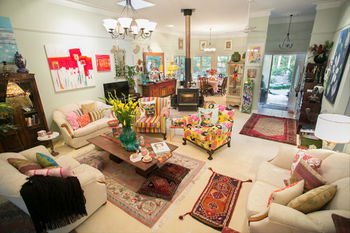 Noosa Valley Manor B&B Retreat - Darwin Holiday 19