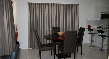 Noah's Mid City Motor Inn - Darwin Holiday 22